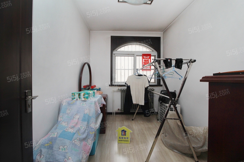 上海道 向阳里两室 通透户型业主 诚心卖看房随时