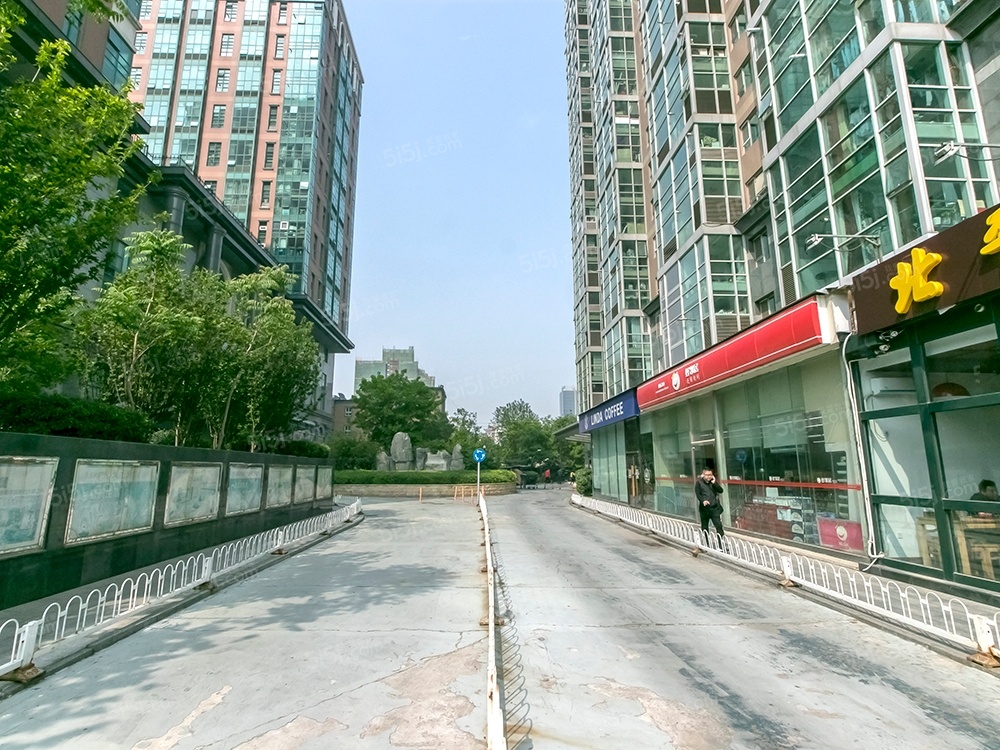 美华世纪560万精装两居室满2年南北通透可看房
