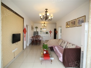 银河湾第一城 3室2厅1卫