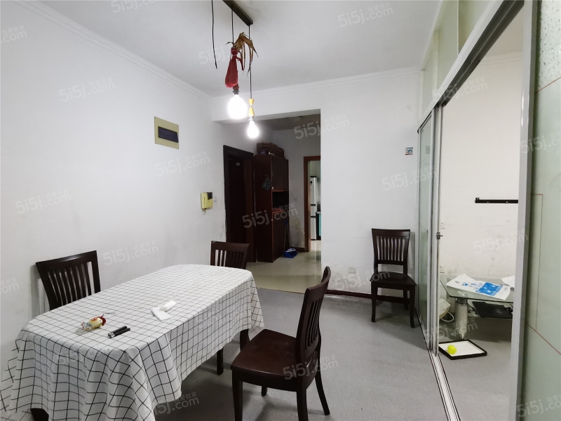 太湖明珠苑 1室2厅1卫