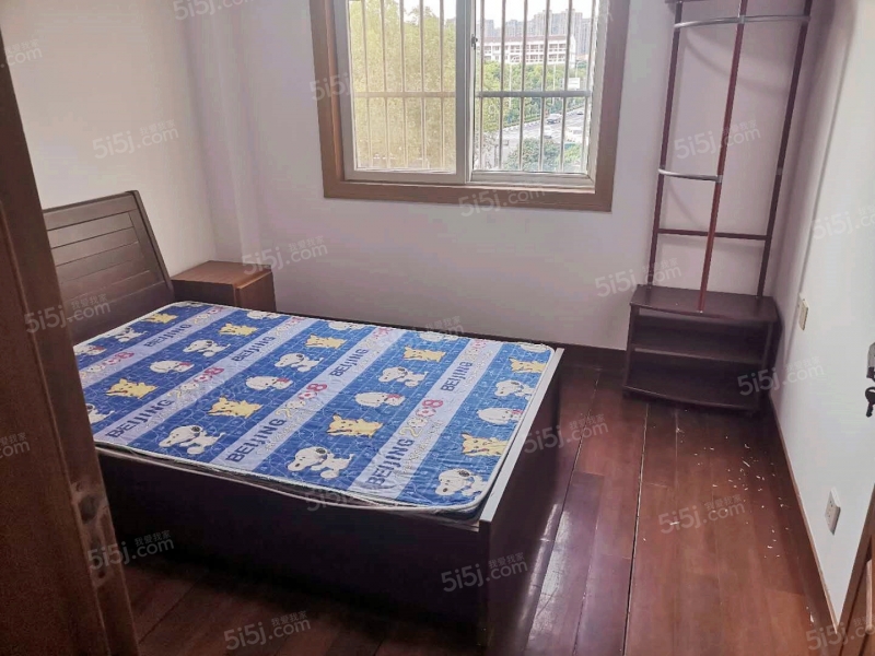 锦绣东苑 3室2厅1卫 锦绣东苑 3室2厅1卫