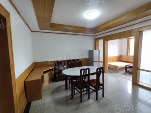 博爱花苑 3室2厅1卫