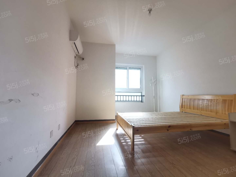 新乐花园 3室2厅2卫