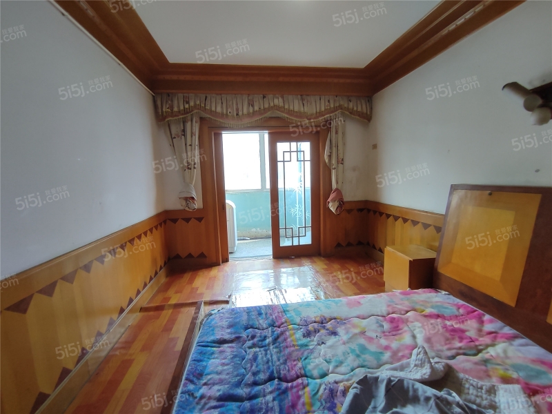 巢丰苑 3室1厅1卫 巢丰苑 3室1厅1卫