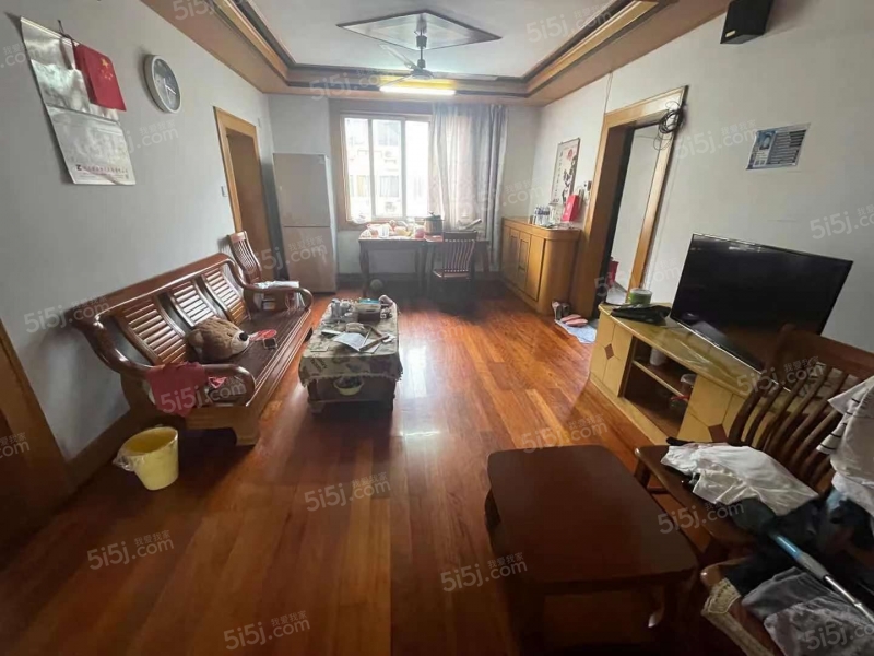 河苑西村 3室1厅1卫