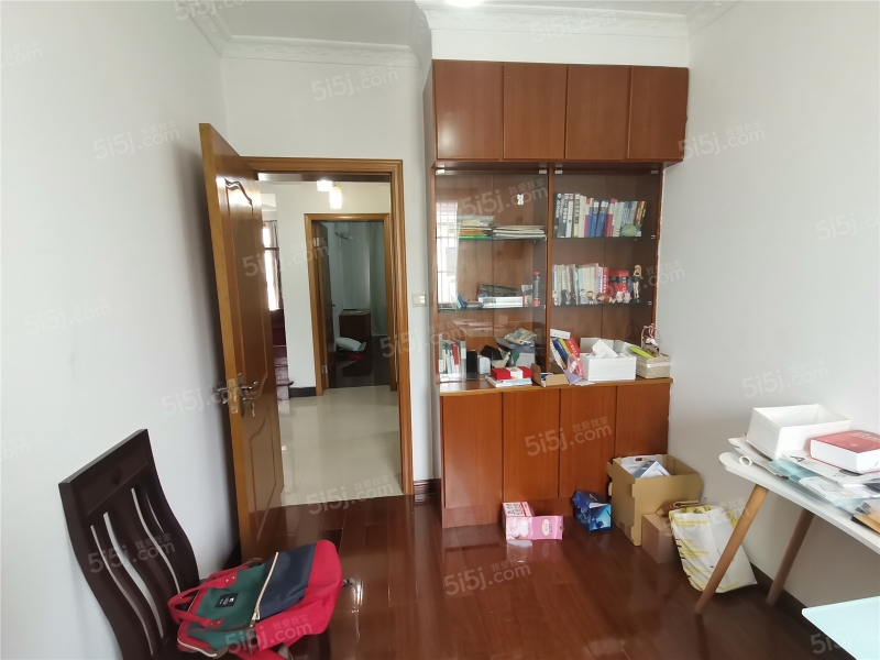 腾龙苑 3室2厅2卫 腾龙苑 3室2厅2卫