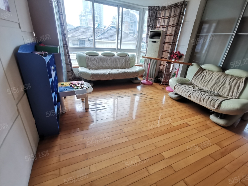 世纪明珠园 3室2厅2卫 世纪明珠园 3室2厅2卫