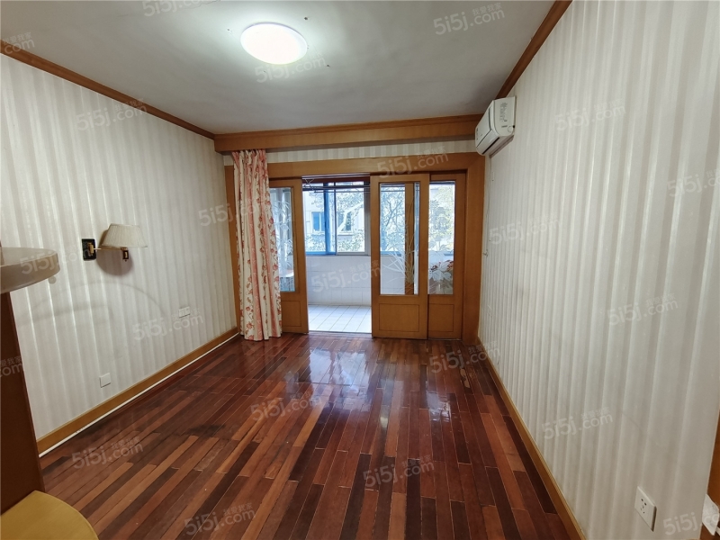 万博花苑 2室2厅1卫 万博花苑 2室2厅1卫