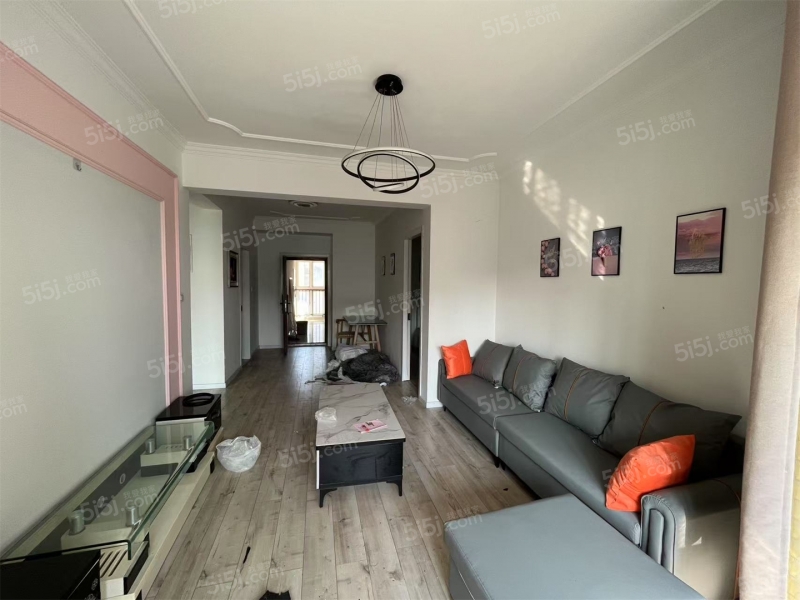 港龙新港城 2室 2厅 1卫