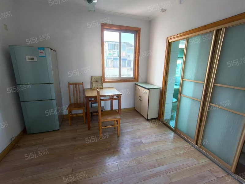 清潭二村 2室 1厅 1卫 清潭二村 2室 1厅 1卫